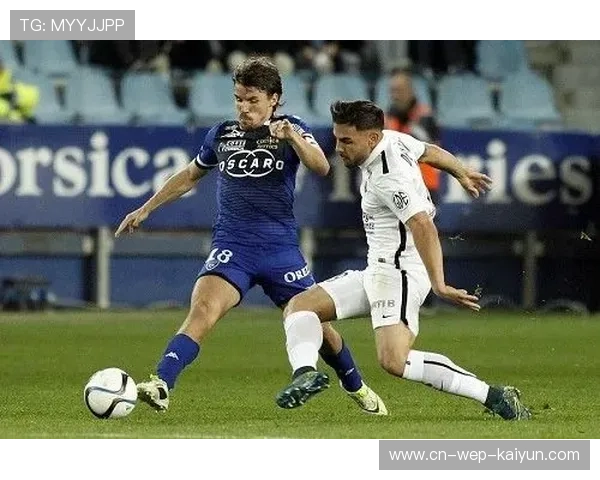 卡昂在逆境中嗅到希望，努力挽回颓势，卡昂战斗